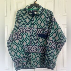 Patagonia pull over